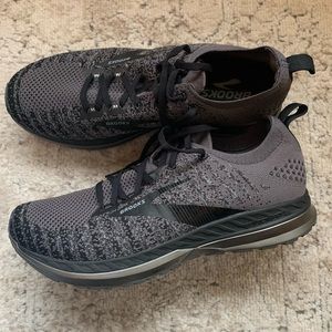 NWOB Brooks Bedlam 2 running sneaker